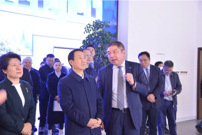 奋进新征程丨湖南省委书记许达哲一行莅临K8凯发官网环境长沙基地调研考察